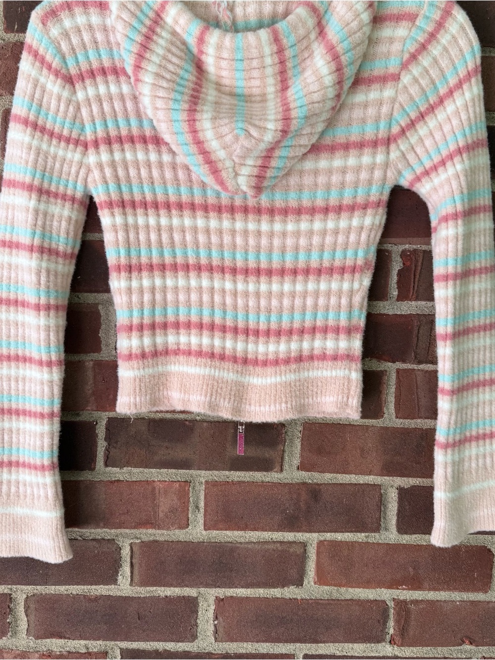 Yeshbounty Women’s Pink Striped Fuzzy Knit Zip Hoodie Sweater Cropped Size Small - Picture 7 of 7
